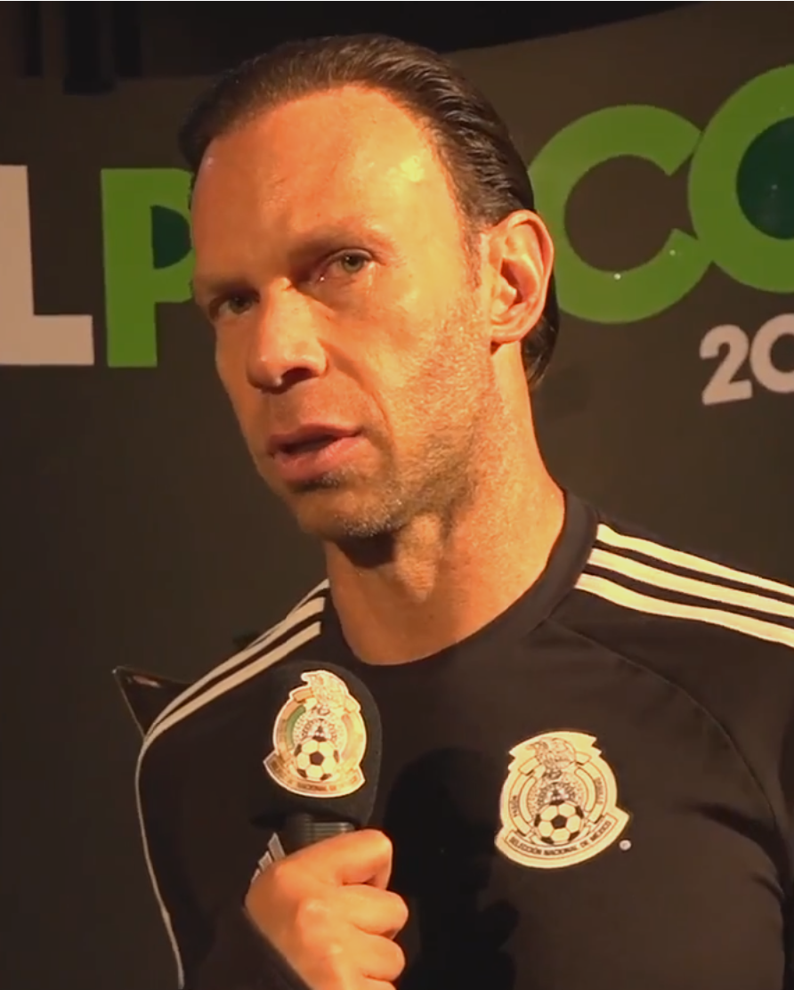 How Club América Legend Luis Roberto Alves Built His $3M Net Worth